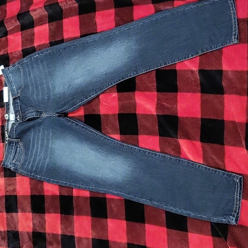 Dress Barn Modern Fit Skinny Jeans sz. 14